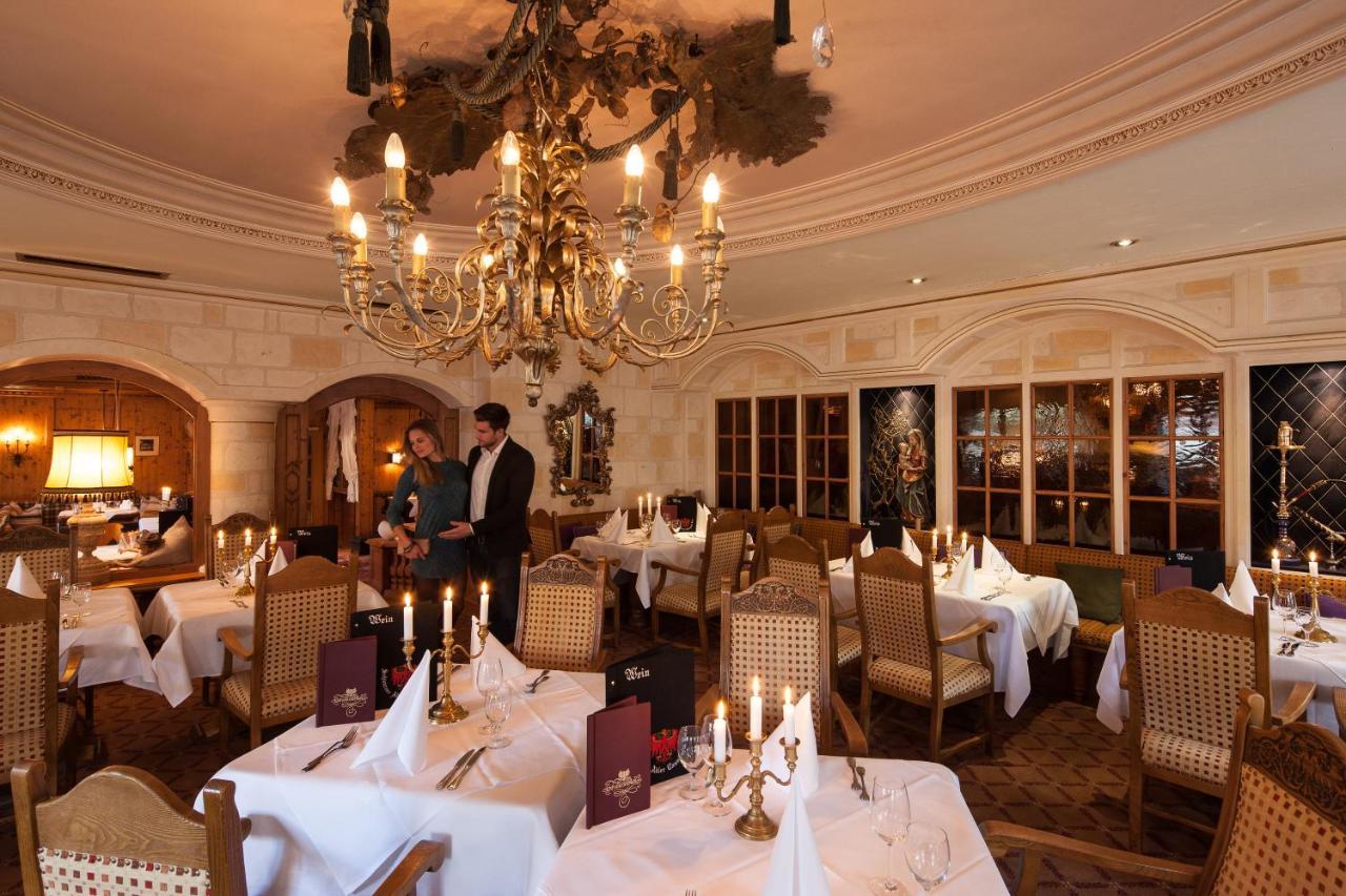 Traditionshotel Schwarzer Adler